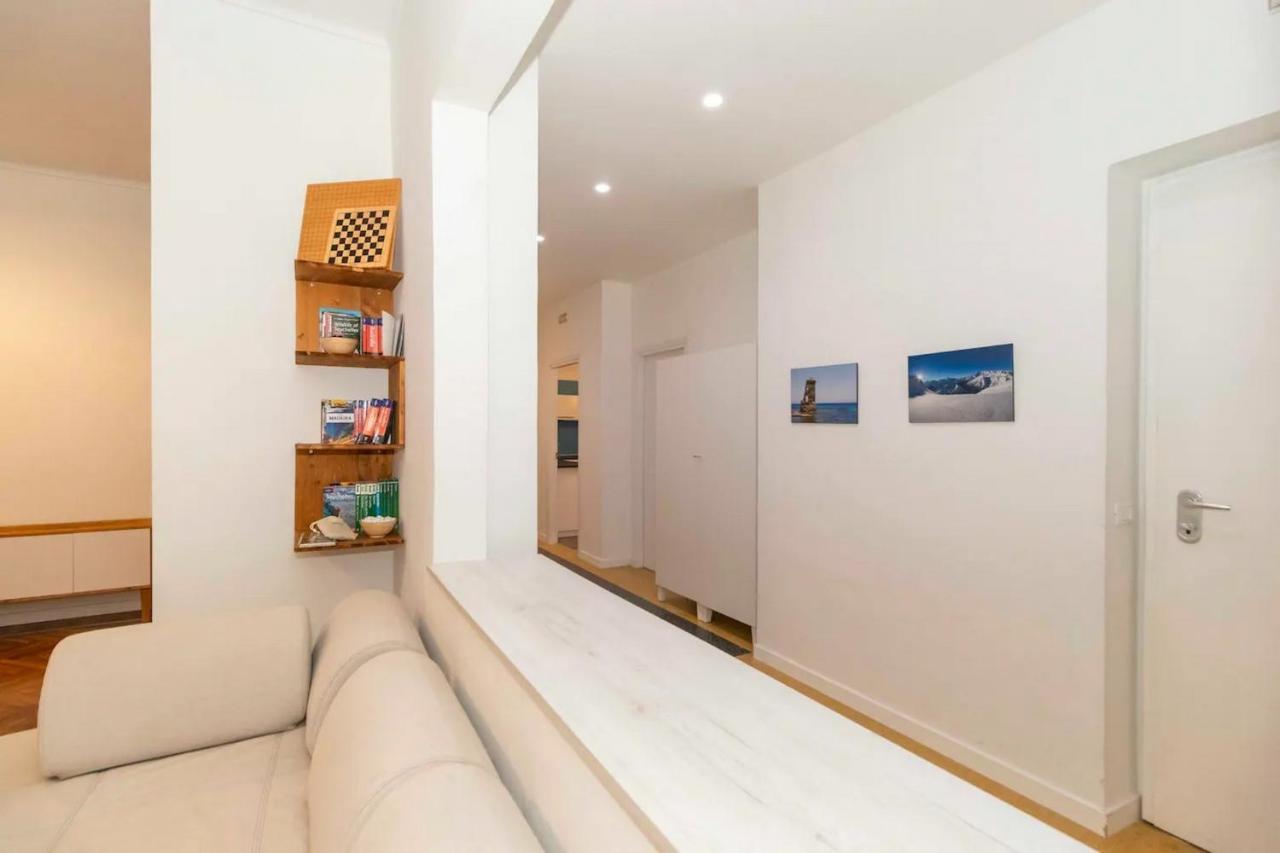 New! Cit Turin Elegant Apt With Parking Buitenkant foto