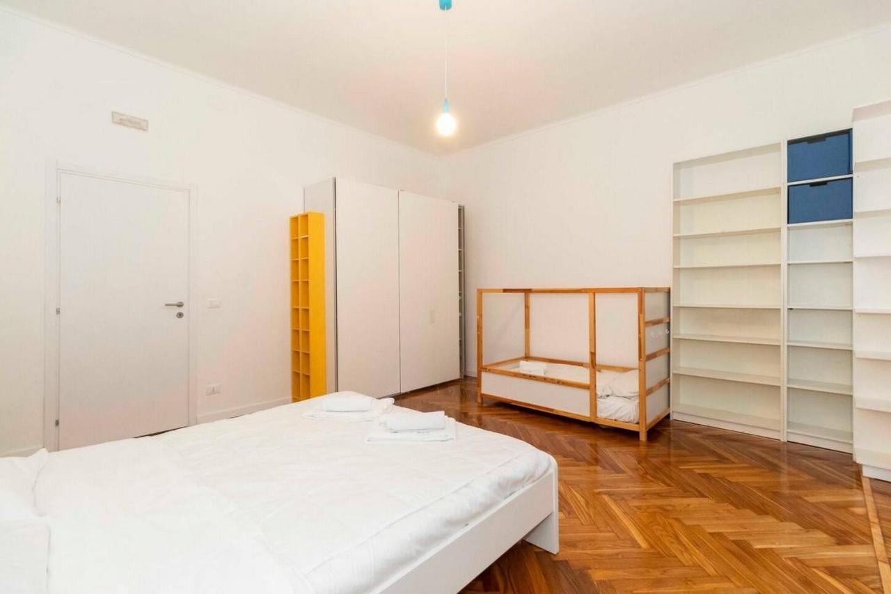 New! Cit Turin Elegant Apt With Parking Buitenkant foto