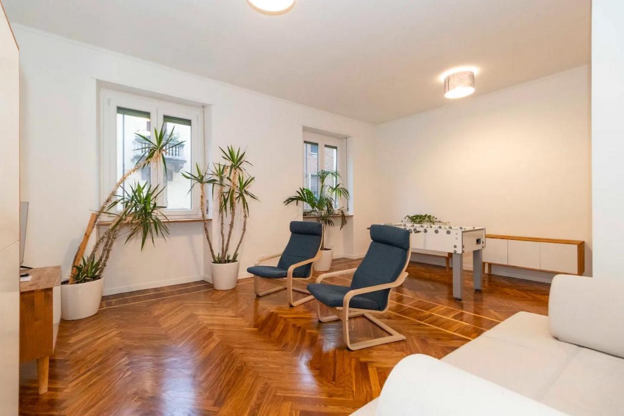 New! Cit Turin Elegant Apt With Parking Buitenkant foto